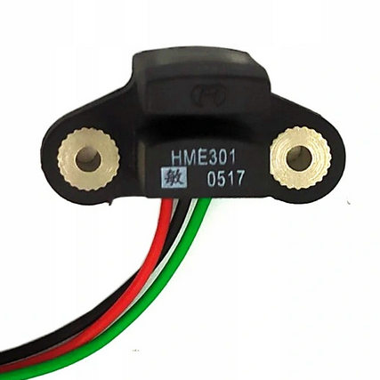 Czujnik halla w kształcie litery C, do zastosowań motoryzacyjnych.